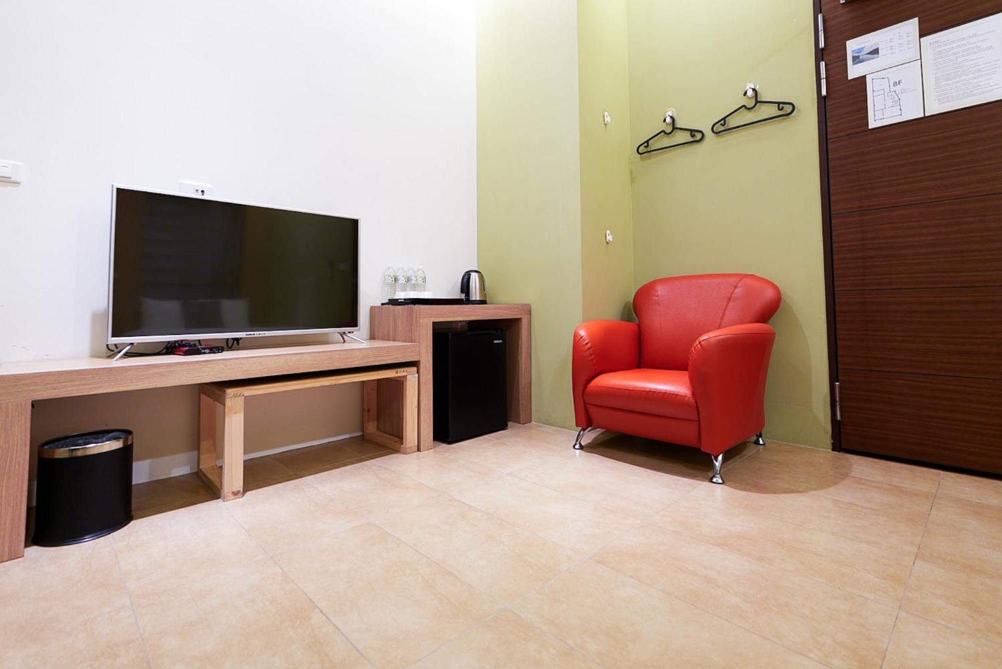 Zhaohong Homestay Yuchi Exterior photo