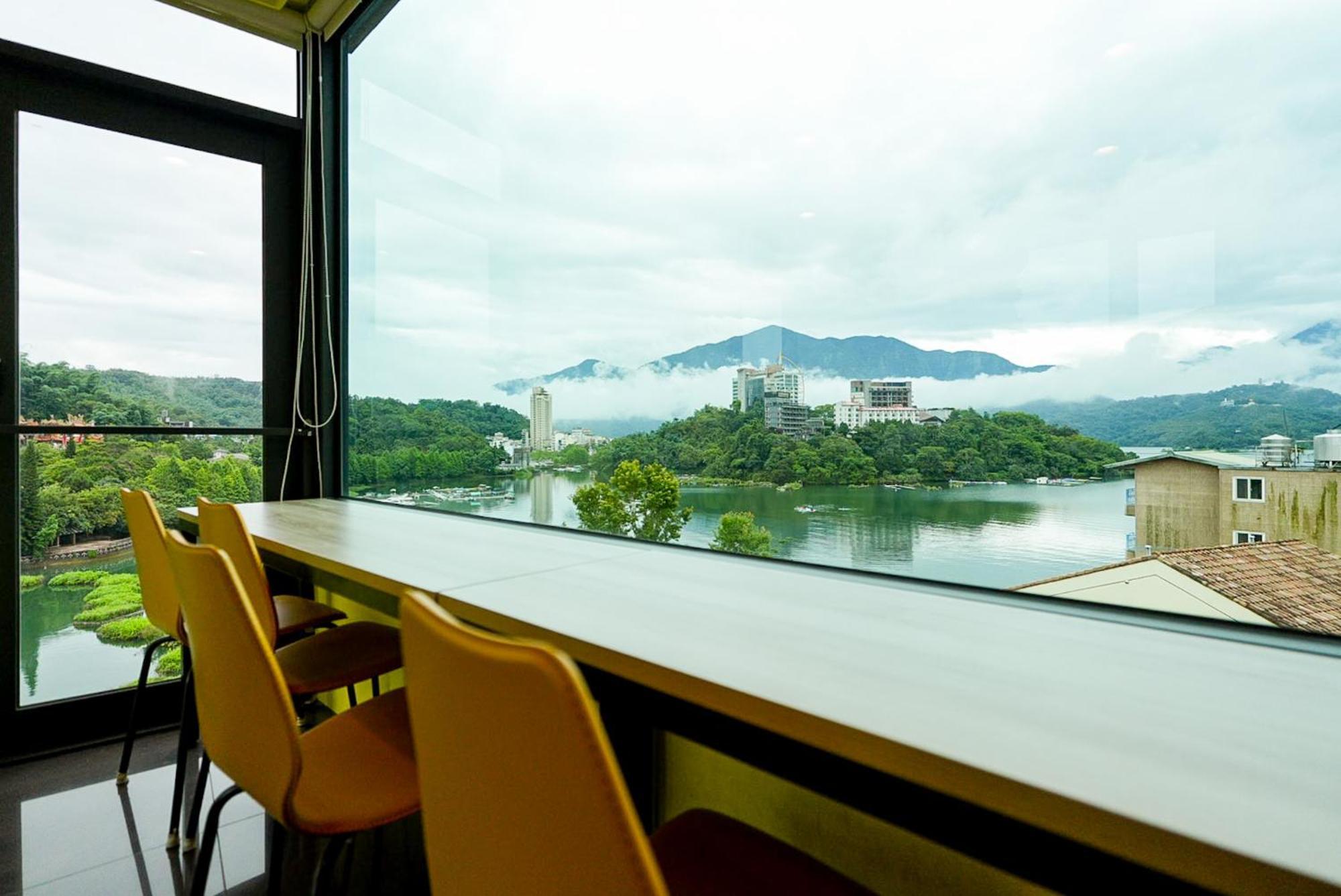Zhaohong Homestay Yuchi Exterior photo