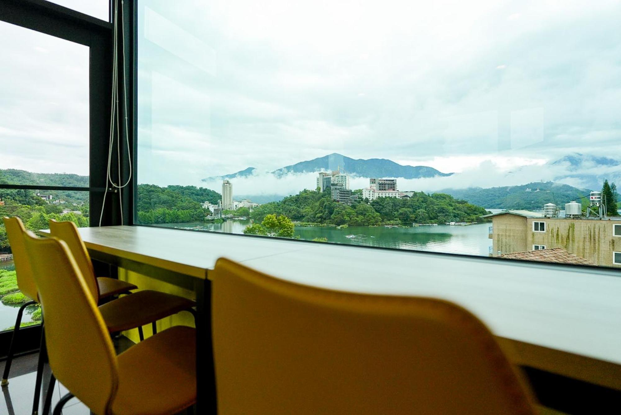 Zhaohong Homestay Yuchi Exterior photo